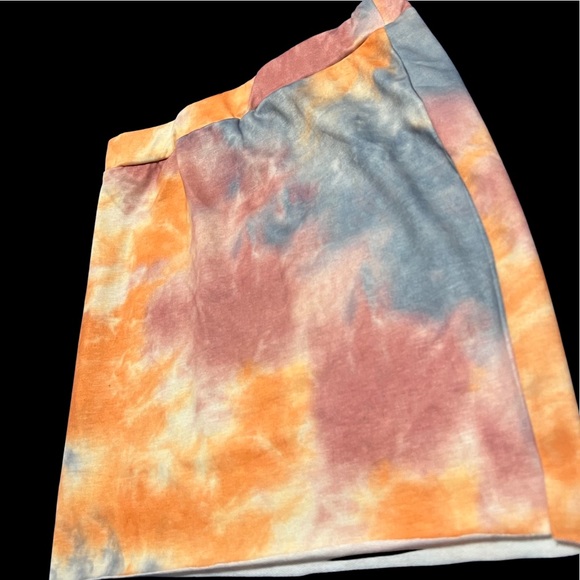 Cloth Tie Dye Mini skirt - Picture 2 of 3